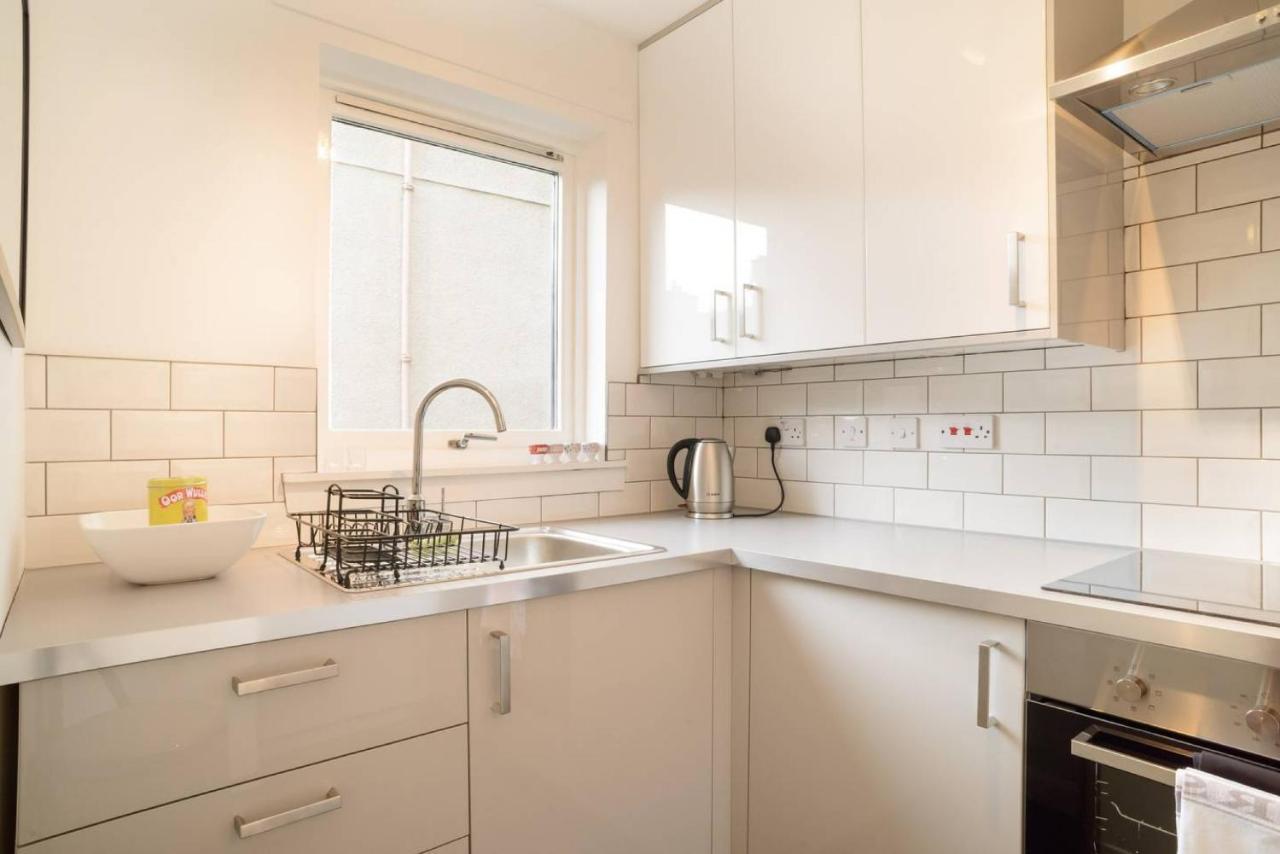 Altido Lovely Apartment For 4 With Free Parking Edinburgh Buitenkant foto